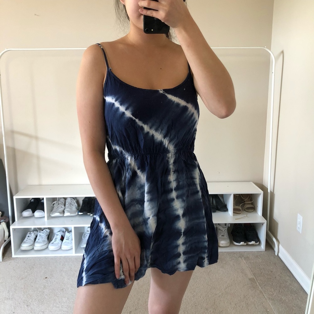 🖤SOLD ON MERC🖤 Tie dye open back dress